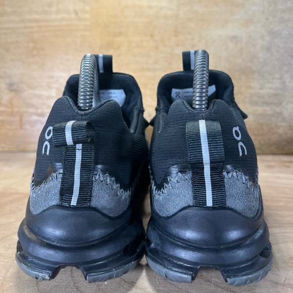 On CloudAway REFLECTIVE Womens Size 8 Running Shoes Sneakers Black Gray - Picture 5 of 12